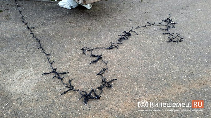 Как наряжали главную новогоднюю елку Кинешмы фото 11