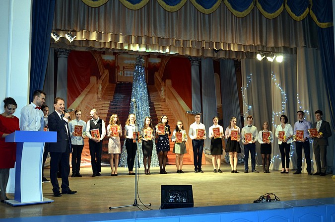 В Наволоках чествовали лучшую молодежь Кинешемского района фото 36
