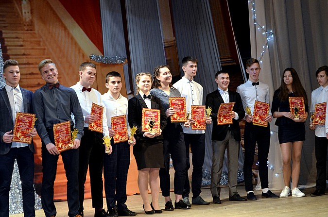 В Наволоках чествовали лучшую молодежь Кинешемского района фото 82