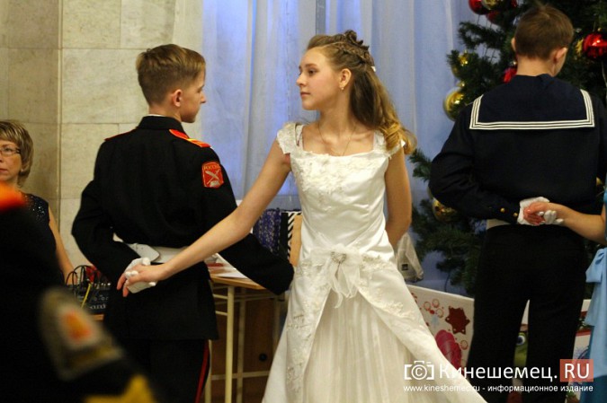 В Кинешме отгремел новогодний кадетский бал фото 31