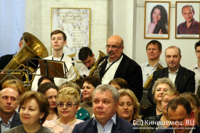 В Кинешме отгремел новогодний кадетский бал фото 17