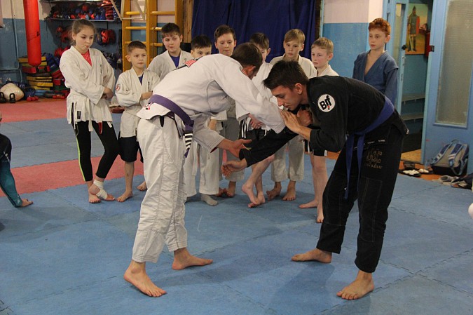 В Кинешме прошел мастер-класс по бразильскому джиу-джитсу фото 10