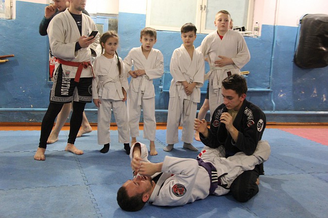 В Кинешме прошел мастер-класс по бразильскому джиу-джитсу фото 3