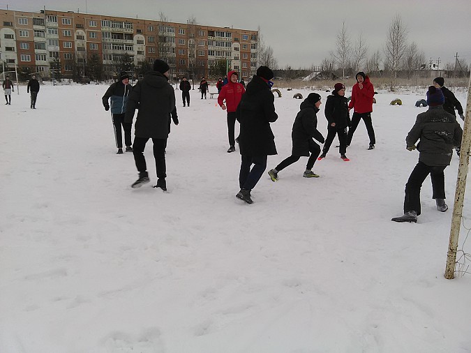 На площадке на улице Наволокской прошел рождественский турнир по мини-футболу фото 2