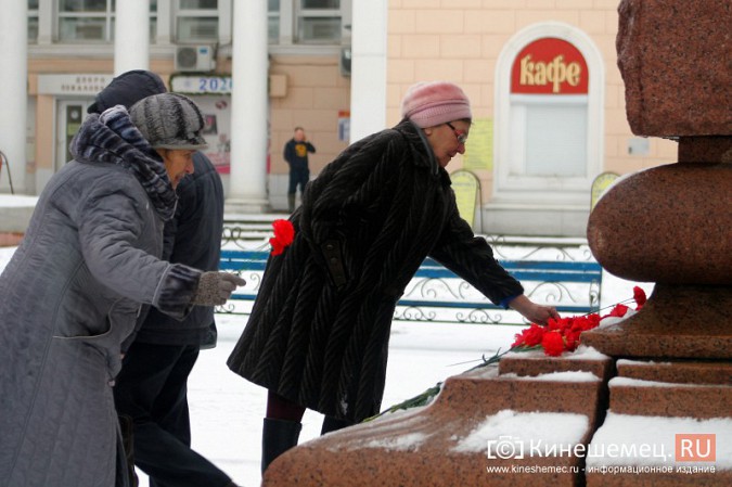 Кинешемские коммунисты почтили память Ленина фото 36