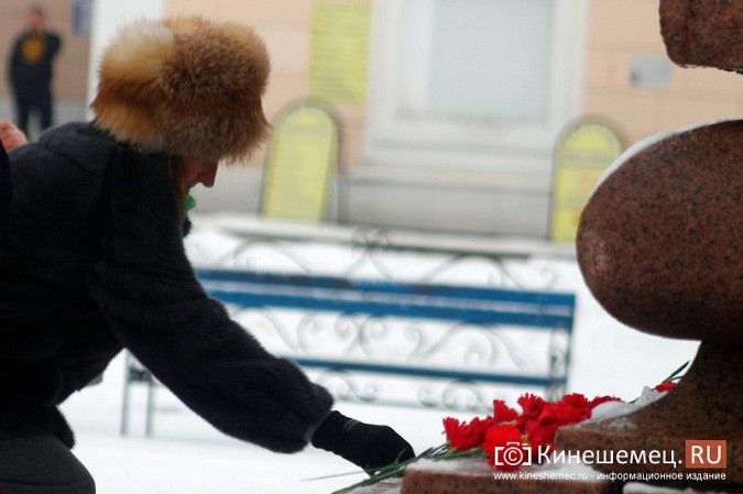 Кинешемские коммунисты почтили память Ленина фото 23