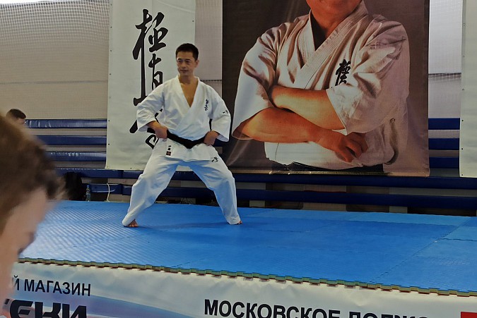 Юный кинешемский каратист занял 2 место на соревнованиях по сумо фото 5