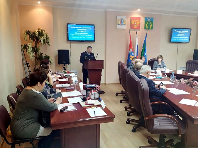 Депутаты Совета Кинешемского района провели первое в новом году заседание фото 2