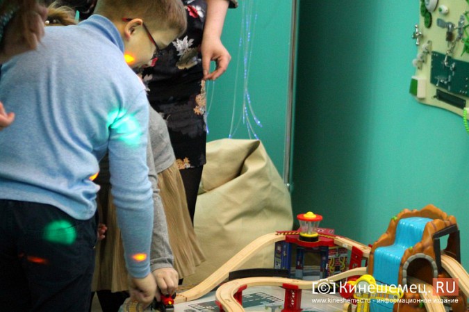 В Кинешме открылась сенсорная комната для особенных детей фото 42