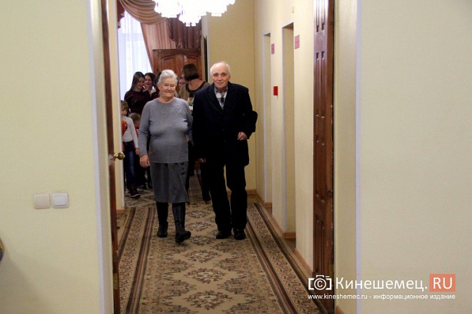 Супруги Березины отметили в Кинешемском ЗАГСе «бриллиантовую свадьбу» фото 2