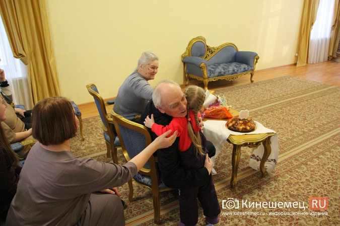 Супруги Березины отметили в Кинешемском ЗАГСе «бриллиантовую свадьбу» фото 15