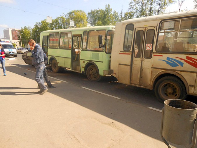 В Ивановской области произошло ДТП с двумя пассажирскими автобусами фото 2