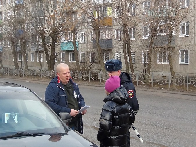 В Кинешме прошла акция «Водитель – лучший защитник Отечества» фото 7