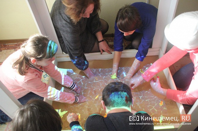 В Кинешемском детском саду проводят занятия по песочной терапии фото 5