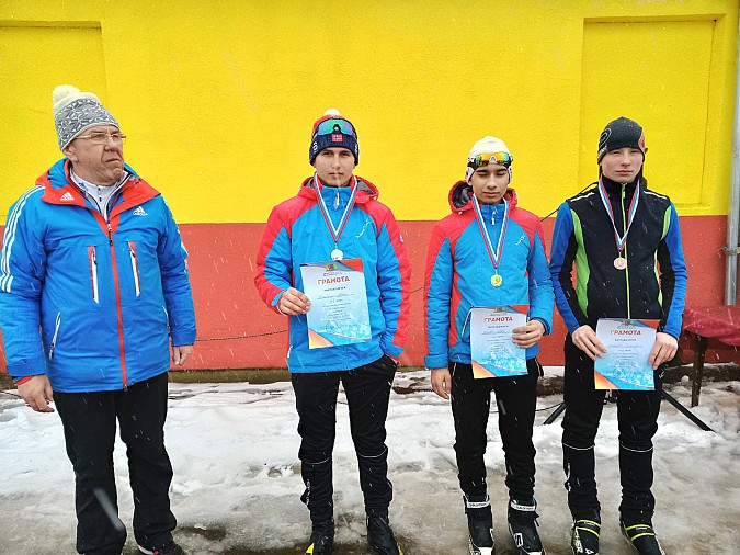 Воспитанники спортшколы «Звездный» завоевали награды Первенства области по лыжным гонкам фото 6