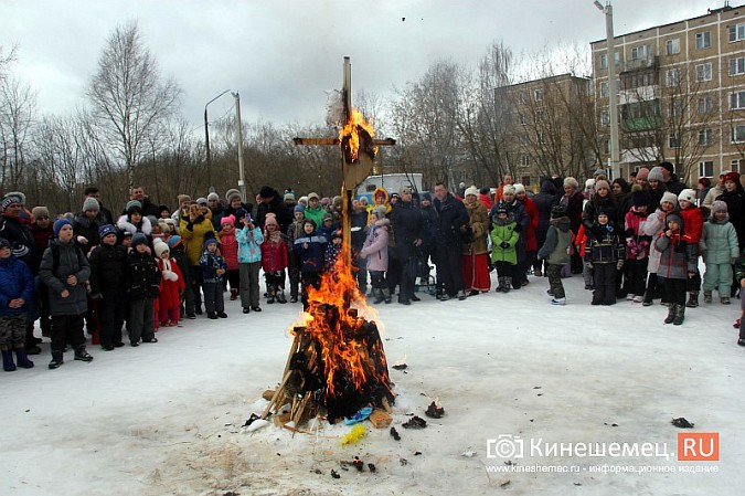 Депутат Кинешемской думы Костров подпалил Масленицу на «Автоагрегате» фото 42