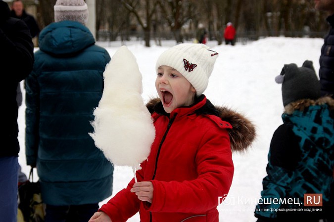 Депутат Кинешемской думы Костров подпалил Масленицу на «Автоагрегате» фото 34