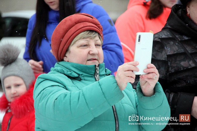 Депутат Кинешемской думы Костров подпалил Масленицу на «Автоагрегате» фото 4