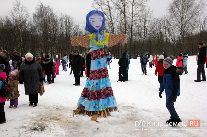 Депутат Кинешемской думы Костров подпалил Масленицу на «Автоагрегате» фото 2