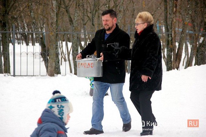 Депутат Кинешемской думы Костров подпалил Масленицу на «Автоагрегате» фото 23