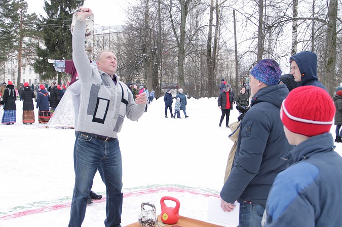 Кинешемское казачество пришло проводить зиму в парк на «1-й Фабрике» фото 10