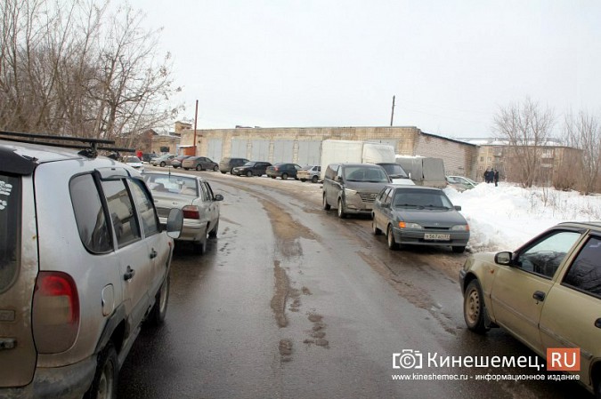 На Масленицу у реконструированного парка Кинешмы случился транспортный коллапс фото 4