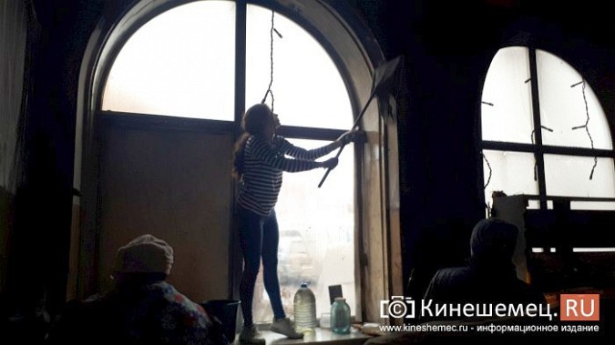 Предприниматели Кинешмы подсчитывают ущерб от пожара на продовольственном рынке фото 10