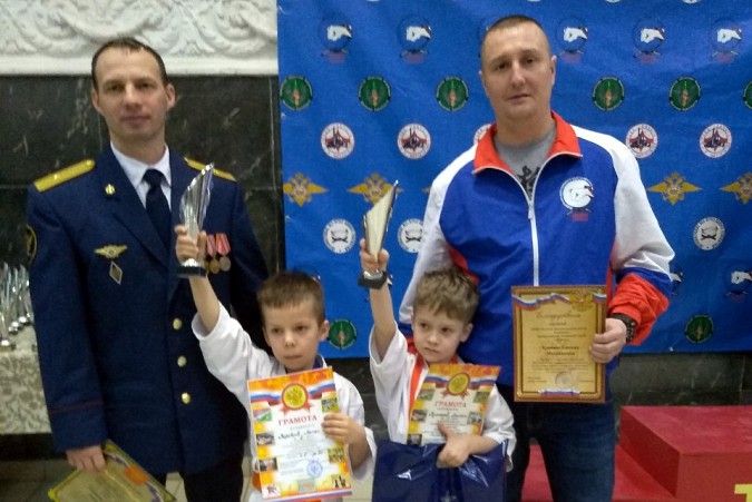 Каратисты из Кинешмы бились за медали в Комсомольске фото 2