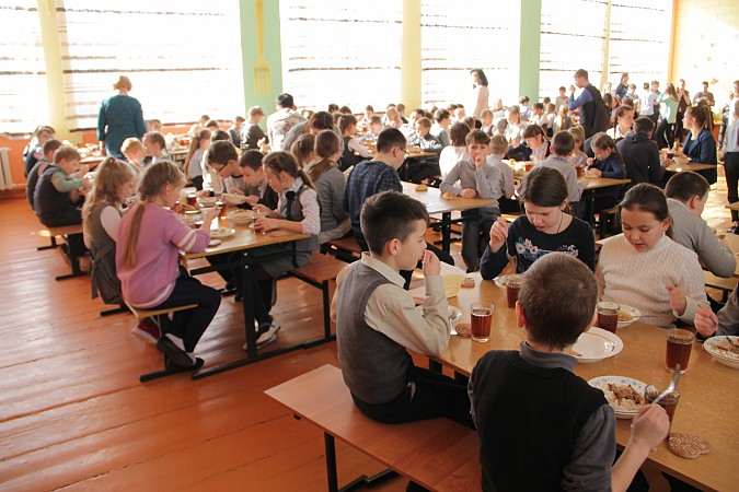 В школах Кинешмы проверили качество питания фото 6