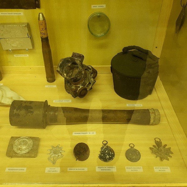 В кинешемской школе №1 открылась экспозиция, посвященная битве за Севастополь фото 12