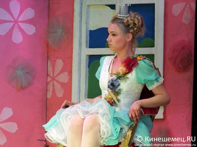 «Кот в сапогах» блистал на сцене Кинешемского театра драмы фото 8