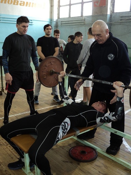 70-летний юбилей отмечает известный кинешемский тренер Александр Виноградов фото 4
