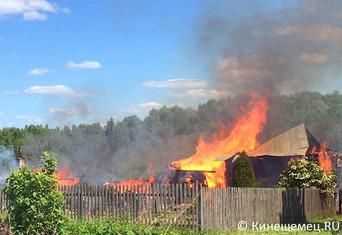 Баня и жилой дом сгорели в Заволжском районе фото 6