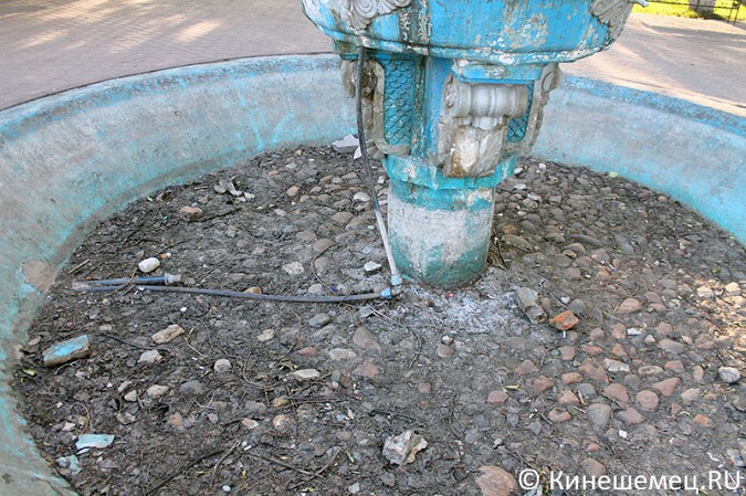 Два фонтана в Кинешме до сих пор не начали работу фото 8