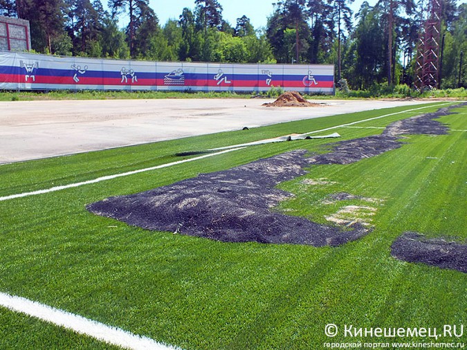 В День России на стадионе «Волжанин» откроют поле с искусственным покрытием фото 8