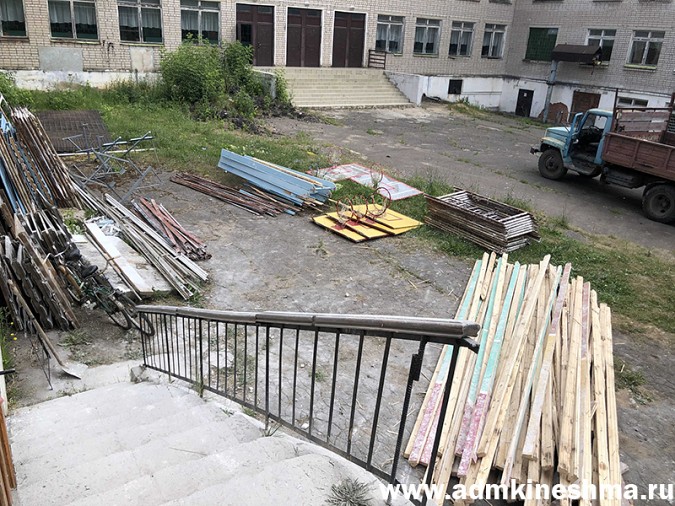 В двух кинешемских школах ремонтируют спортивные залы фото 2