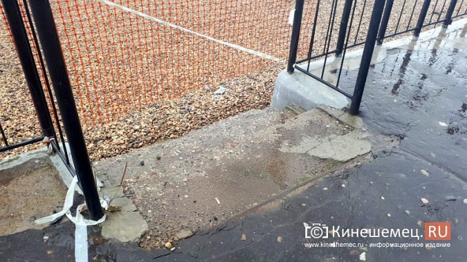 Вопрос с ремонтом Белых торговых рядов и территории вокруг остается открытым фото 3