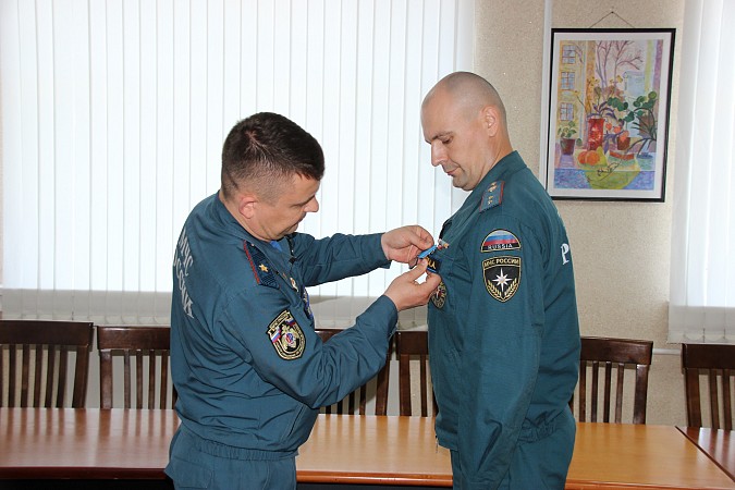 Кинешемских пожарных наградили за «За отличие в службе» и «За заслуги» фото 3