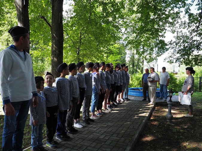Воспитанники Кинешемского детского дома отпраздновали День Военно-морского флота фото 2