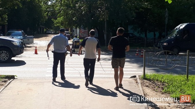 В Кинешме на улице 50-летия Комсомола мотоцикл сбил женщину фото 4