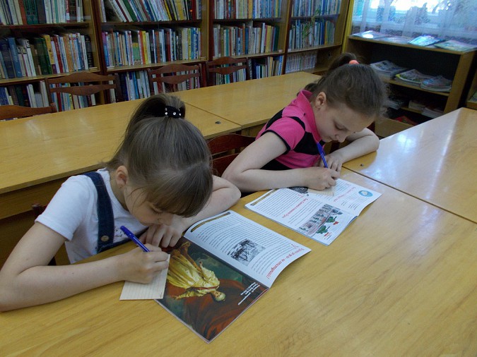 Школьники перевоплотились в библиотекарей в Кинешме фото 6