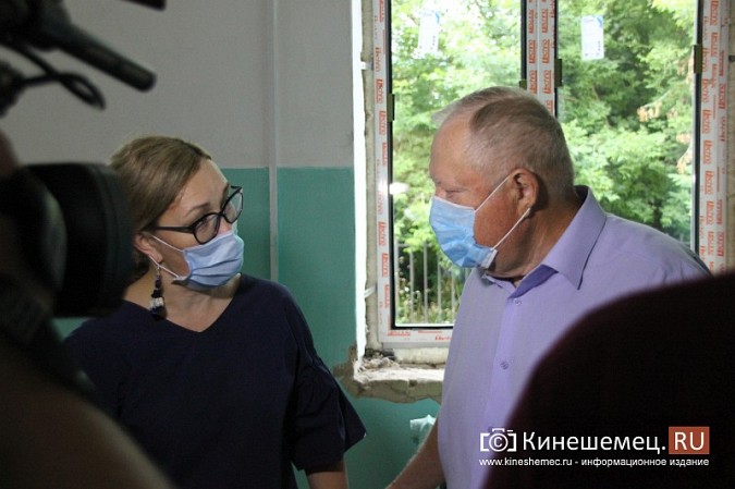 И.о.главы Кинешмы В.Ступин проинспектировал ремонт в образовательных учреждениях фото 16