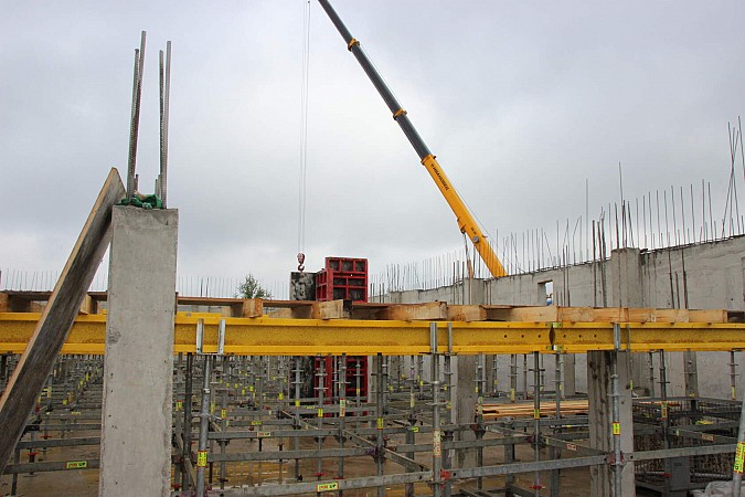 Зампред правительства Ивановской области проверил главные кинешемские стройки фото 9