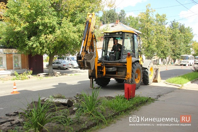 В Кинешме приступили к ремонту дороги на улице Комсомольской фото 4