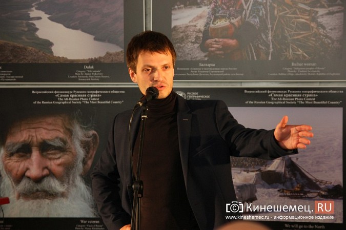 В фойе кинешемского театра сыграли спектакль в рамках фестиваля «Островский-FEST» фото 6