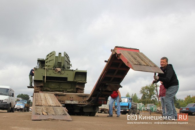 Доставленный в Кинешму ЗРК «Куб» устроил маневры на базе УГХ фото 9