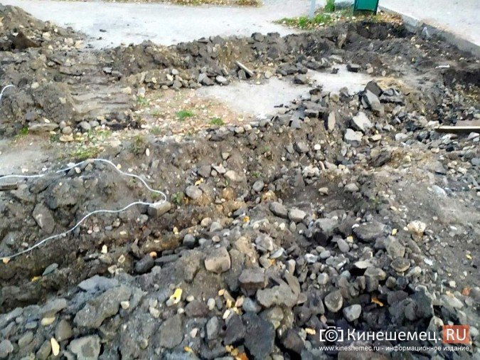 В Кинешме на улице Вичуской начался ремонт тротуаров фото 14