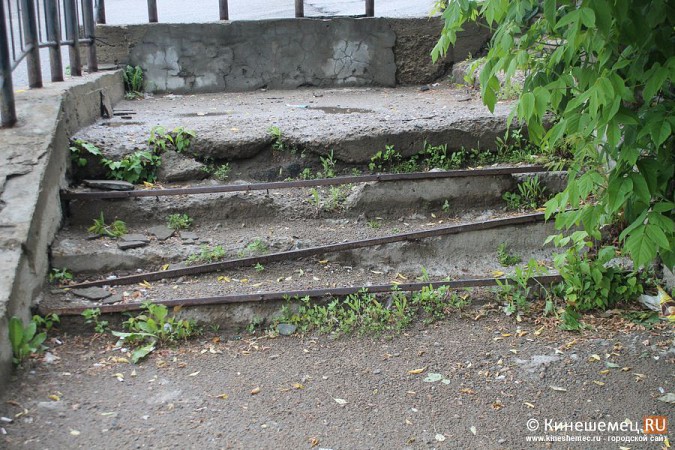 Кинешемский дождь смыл лестницу в центре города фото 6