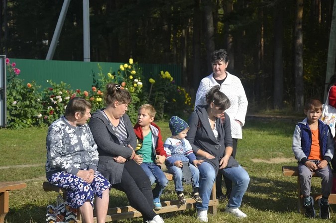 В Наволоках установили новую детскую площадку фото 21