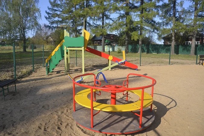 В Наволоках установили новую детскую площадку фото 28